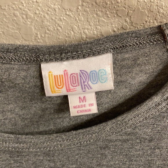 —Medium American Flag LuLaRoe Randy T - Picture 3 of 5